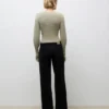 Awrena jeans med mellemhøj talje og bred benvidde