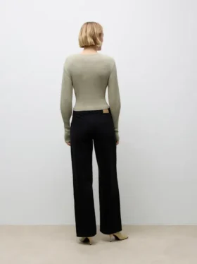 Awrena jeans med mellemhøj talje og bred benvidde