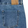 Awrena jeans med mellemhøj talje og bred benvidde