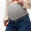 Jeans med almindelig pasform og mellemhøj talje