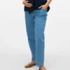 Jeans med almindelig pasform og mellemhøj talje