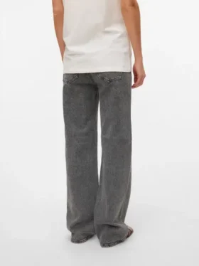 Jeans med bred benvidde