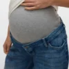 Jeans med bred benvidde og mellemhøj talje