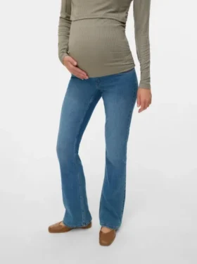 Jeans med udvidet ben