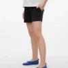 Løst siddende shorts med lav talje
