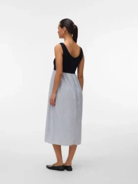 Mljoelle ventetøjskjole