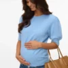 Pullover med almindelig pasform, rund hals og ribkantede manchetter
