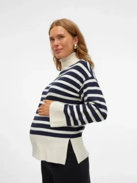 Pullover med rullekrave i standardpasform