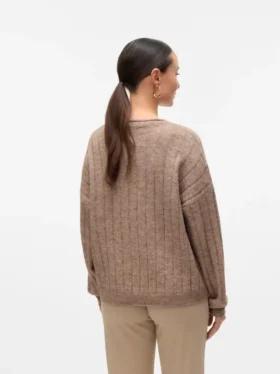 Pullover med rund hals og almindelig pasform
