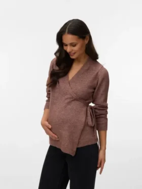 Pullover med V-hals i regular fit