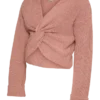 Regular fit, V-hals, opsmøgede manchetter, sænkede skuldre, pullover