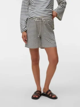 Shorts i almindelig pasform