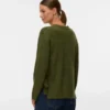 Strikbluse med rund hals og normal pasform