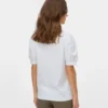 T-shirt med almindelig pasform, rund hals og ballonærmer