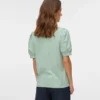 T-shirt med almindelig pasform, rund hals og ballonærmer