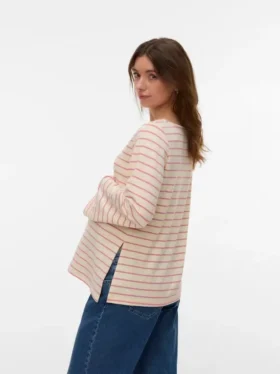 T-shirt med bådudskæring i regular fit