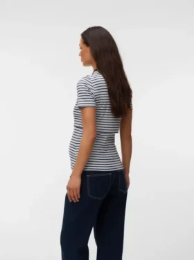 T-shirt med rund hals og almindelig pasform