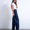 Tsbente jeans med mellemhøj talje og almindelig pasform
