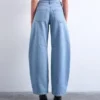 Tsbente jeans med mellemhøj talje og almindelig pasform