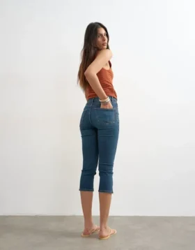 Tscamilla Capris