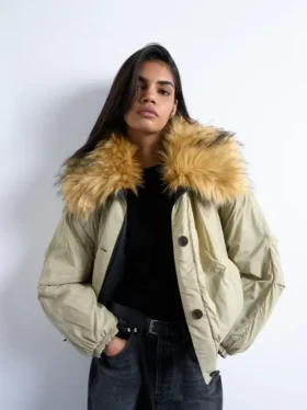Tselly Otw Bomber