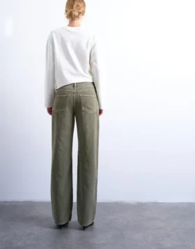Tsember jeans med lav talje og almindelig pasform
