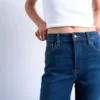 Tsjamie jeans med høj talje og udvidet ben