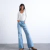 Tsmarie jeans med mellemhøj talje og udvidet ben