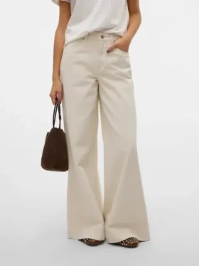 Vmannet jeans med mellemhøj talje og bred benvidde