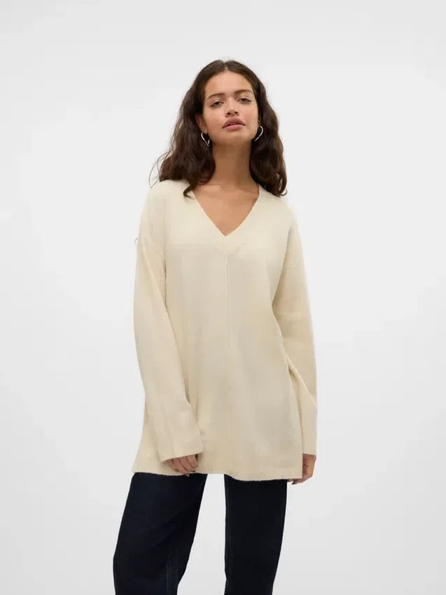 Vmesti strikket pullover Vmesti strikket pullover