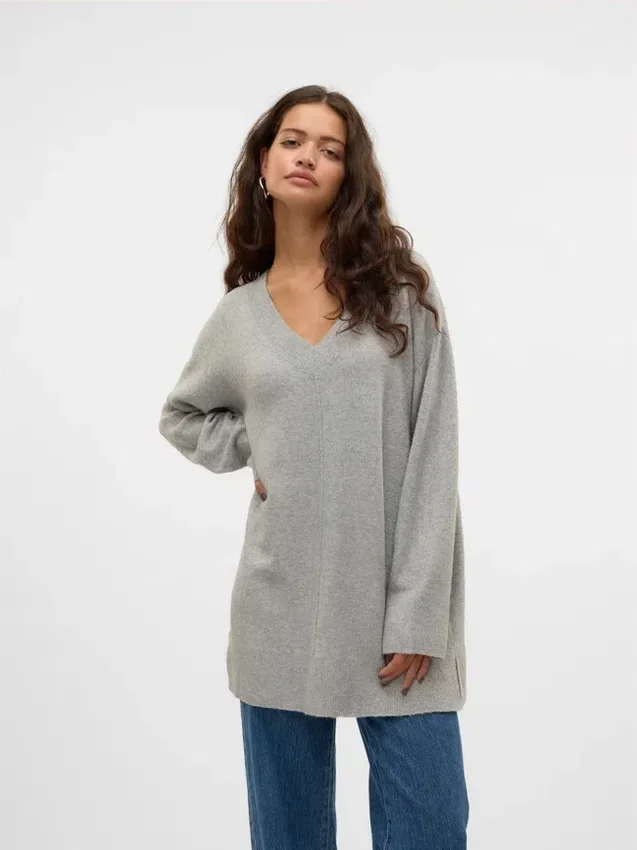 Vmesti strikket pullover Vmesti strikket pullover
