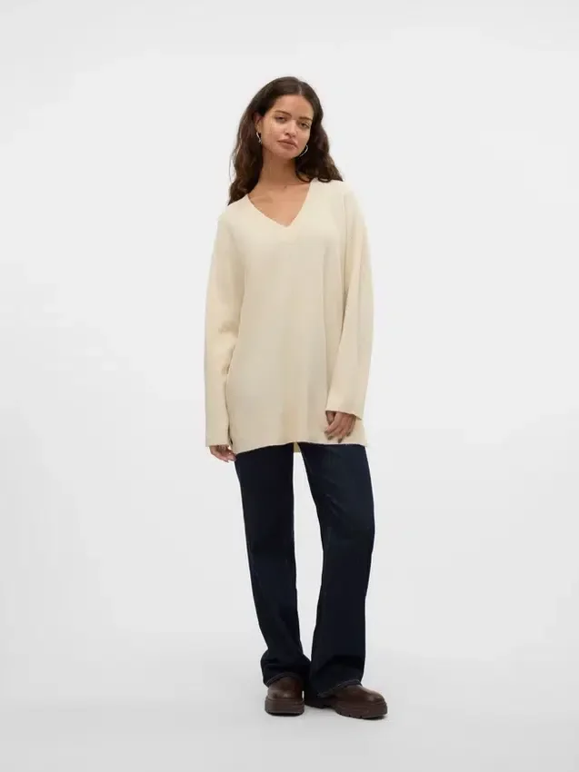 Vmesti strikket pullover Vmesti strikket pullover