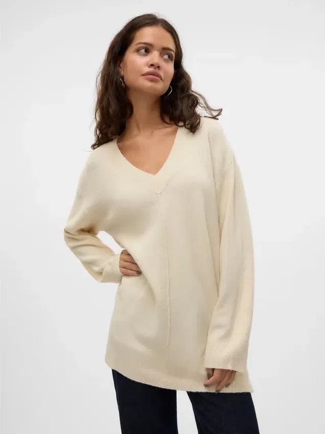 Vmesti strikket pullover Vmesti strikket pullover