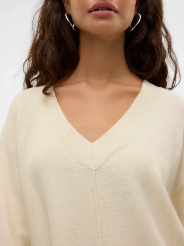 Vmesti strikket pullover Vmesti strikket pullover