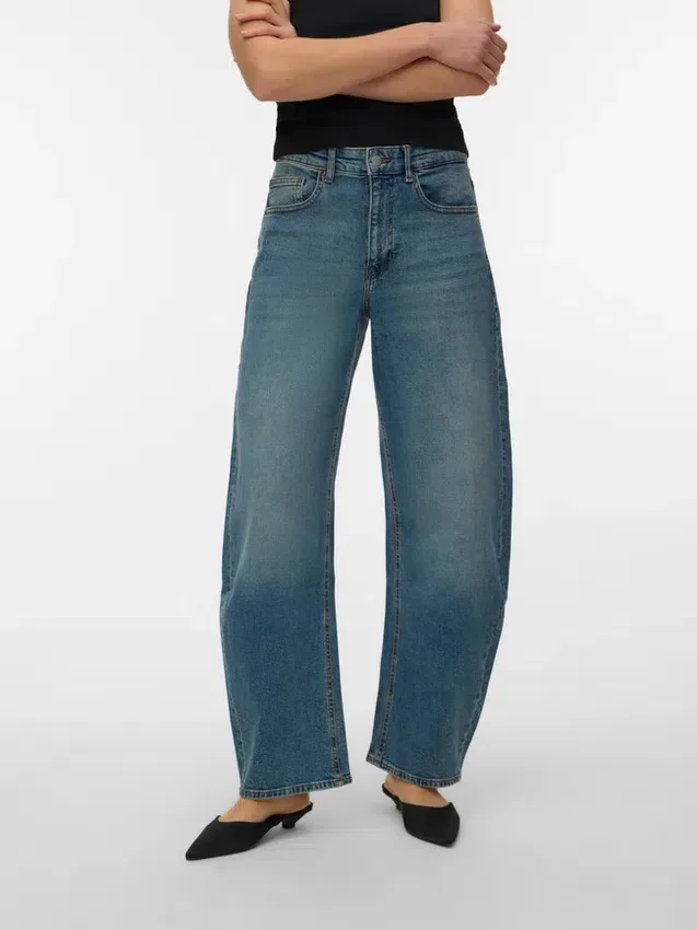 Vmjuno Mid Rise Barrel Fit Jeans Vmjuno Mid Rise Barrel Fit Jeans