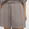 Vmlinn Shorts