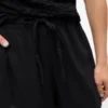 Vmlinn Shorts