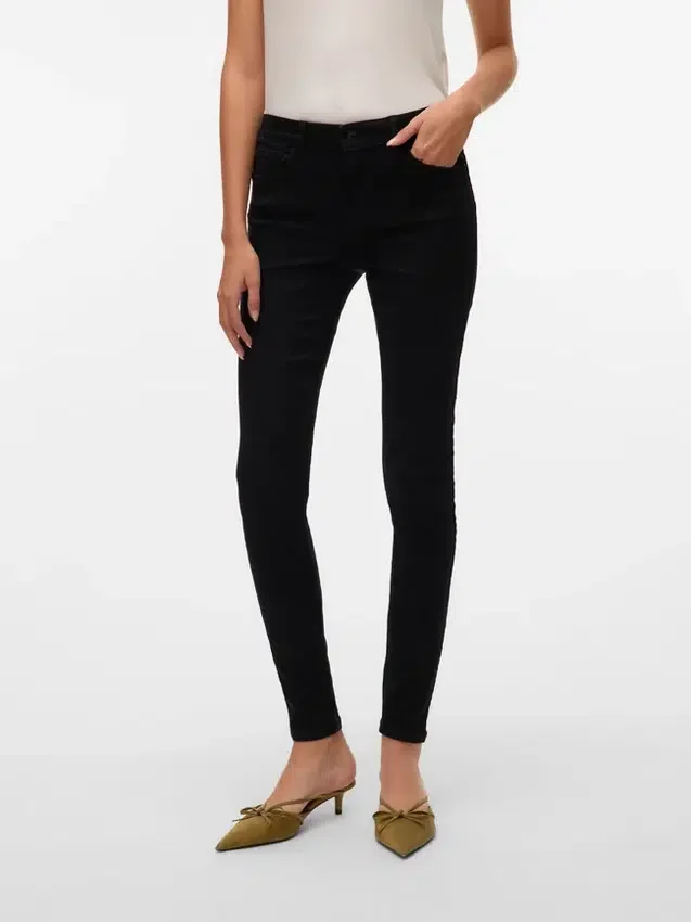 Vmseven Mid Rise Slim Fit Jeans Vmseven Mid Rise Slim Fit Jeans